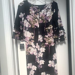 Floral dress, size 10. Brand new with tags on it